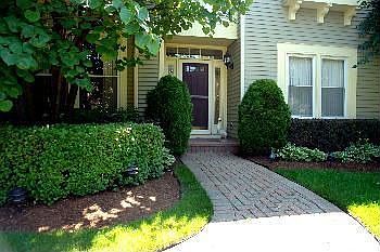 3rd image of 57 Saint Clair Ln