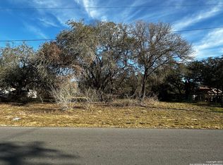23470 Mathis Rd, Elmendorf, TX 78112