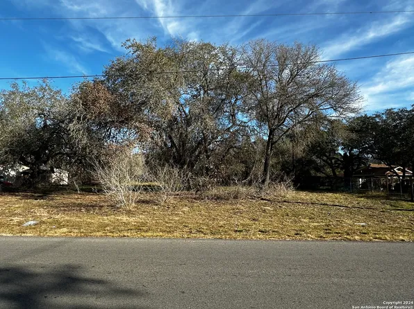 23470 MATHIS RD LOT 13, Elmendorf, TX 78112