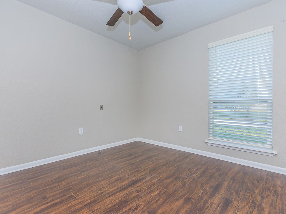 ADA unit bedroom