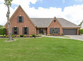 3187 Valley Lake Dr, Bartlett, TN 38135