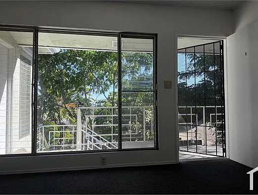 1258 N Virgil Ave #5 — Photo 6