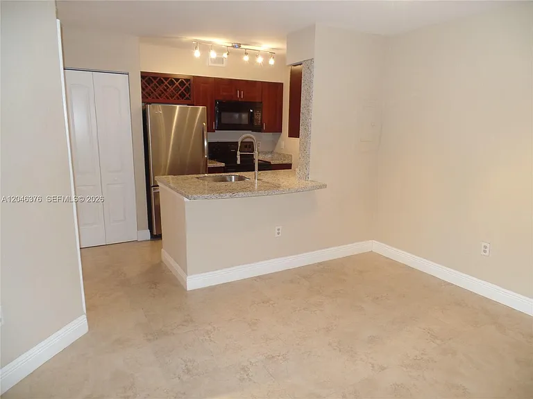 2811 N Oakland Forest Dr #205 — Photo 1