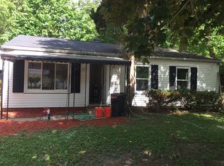 3129 Viking Rd, Lansing, MI 48911