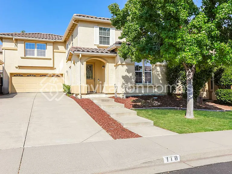 118 Palermo Way — Photo 1