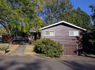 8906 SW 35th Ave, Portland, OR 97219