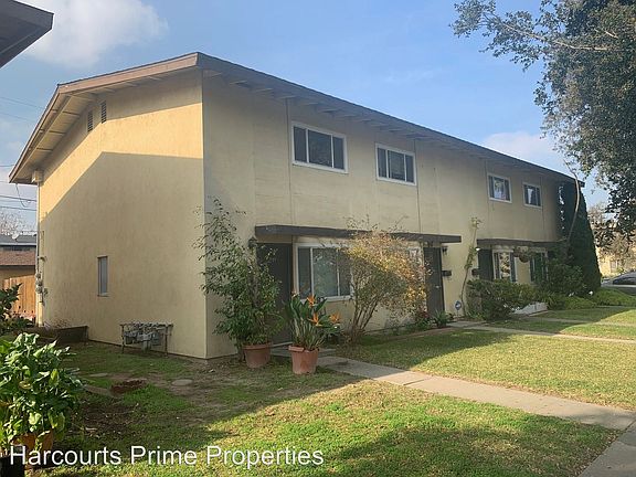 2nd image of 2702 S Rosewood Ave APT D