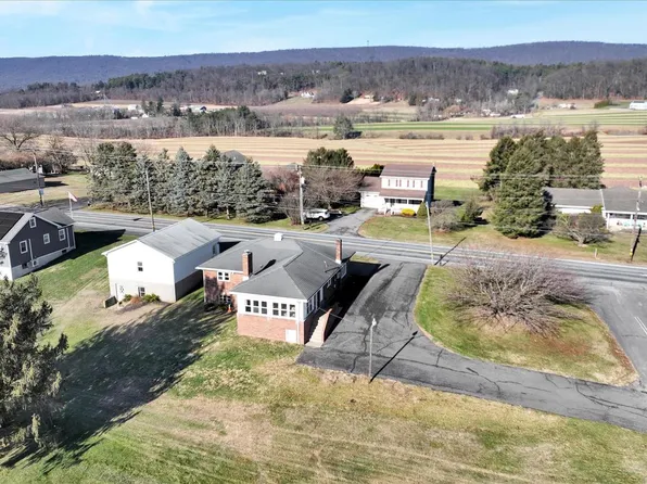 1171 E Main St, Hegins, PA 17938