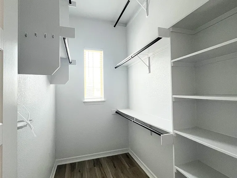 2101 Dillon Pond Ln #B — Photo 15