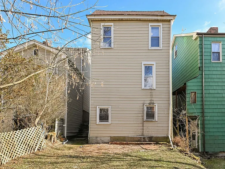 4 Kuhn St — Photo 15