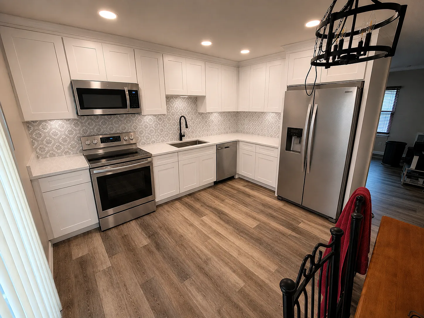 3 bed, 1120 sqft, $2,500 — Photo 2