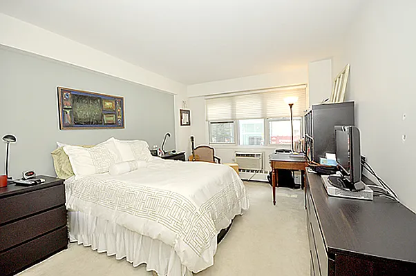 Sold by Rudd Group LTD | media 9