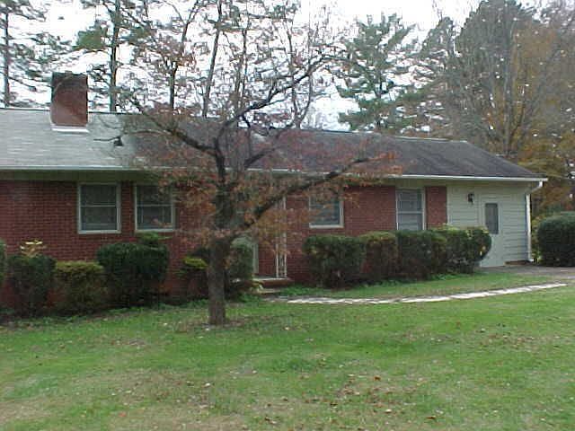 2nd image of 1123 Arden Rd