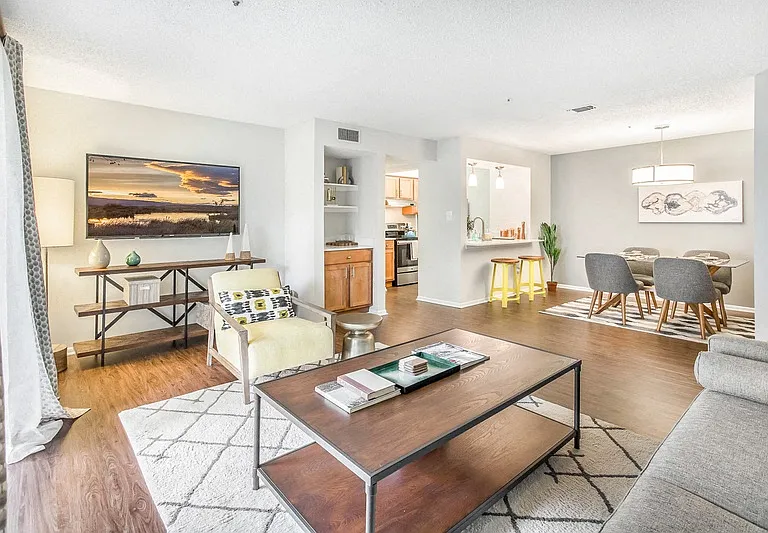 Sawyer Flats — Photo 16