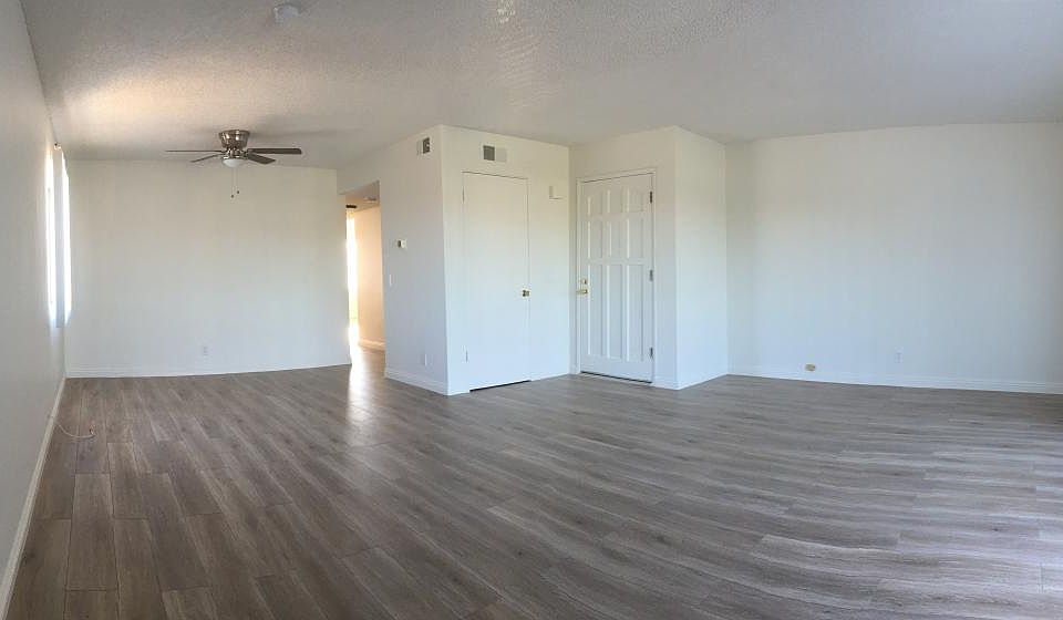 Living Room & Dining Area