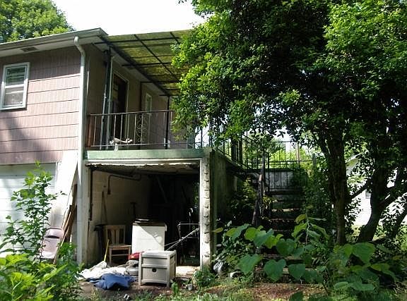 4th image of 4718 Curtis Cir