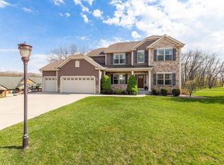1707 Coldwater Creek Dr, Waukesha, WI 53188