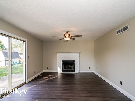 2nd image of 10145 Park Valley Dr