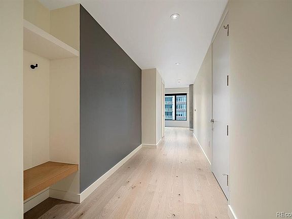 2nd image of 1750 Wewatta St #621