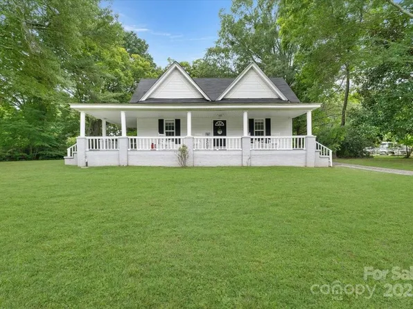 1423 Modena St, Gastonia, NC 28054