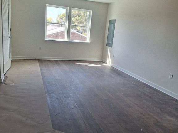 3rd image of 1037 W High St APT 1