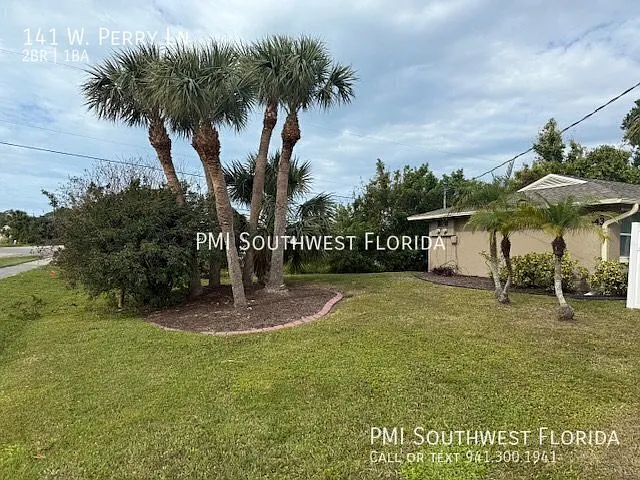 141 W Perry Ln — Photo 3