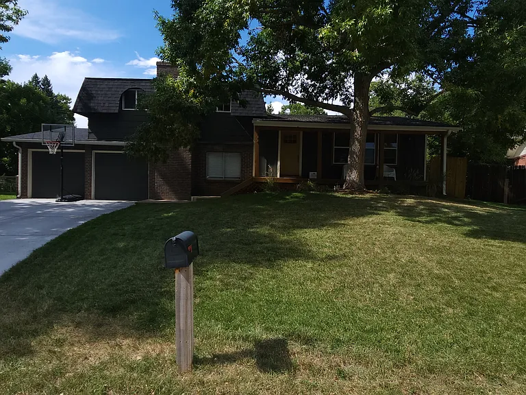 999 S Garland Way — Photo 2