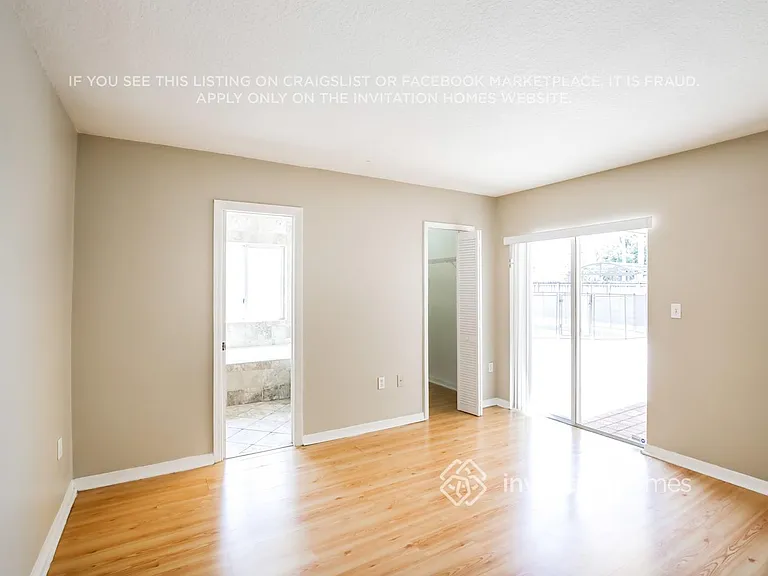 18015 SW 154th Pl — Photo 7