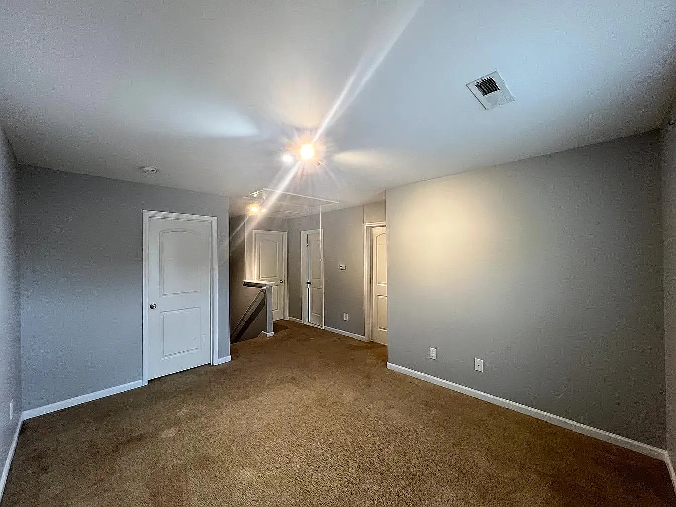 3 bed, 2.5 bath, 1738 sqft, $1,950 — Photo 4