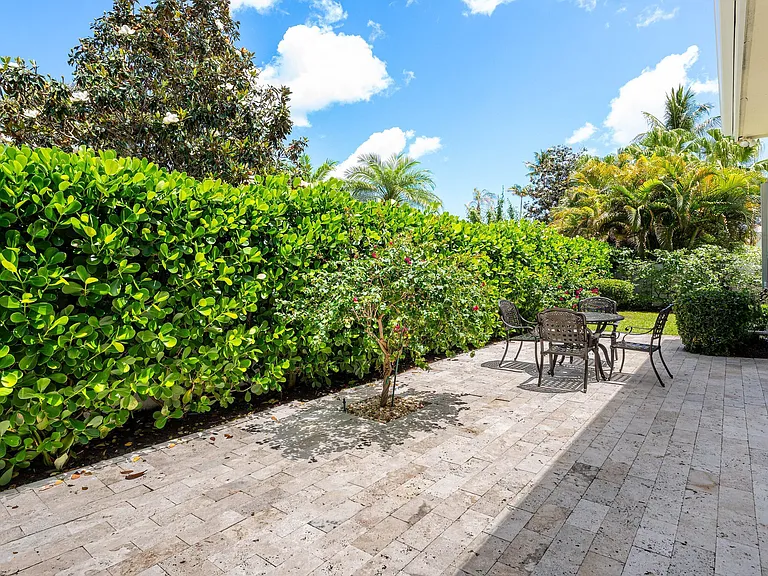 116 Coral Cay Dr — Photo 22