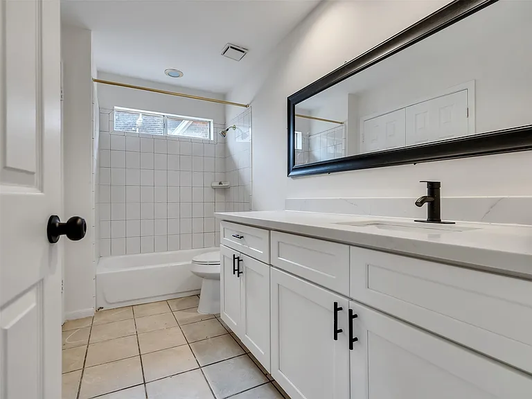 1127 Gloria Ct — Photo 43