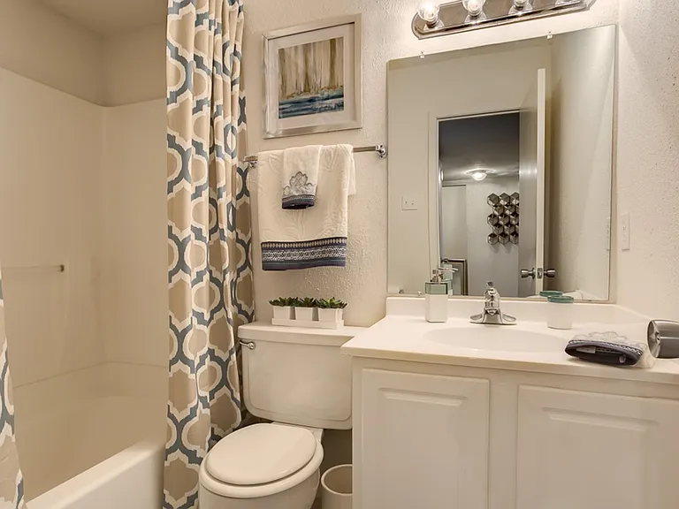 Severn Pointe — Photo 10