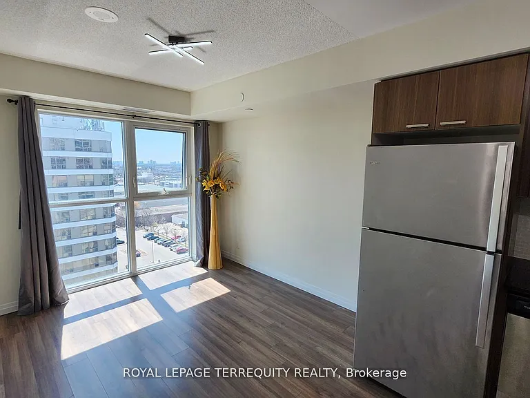 2152 Lawrence Ave E #1207 — Photo 2