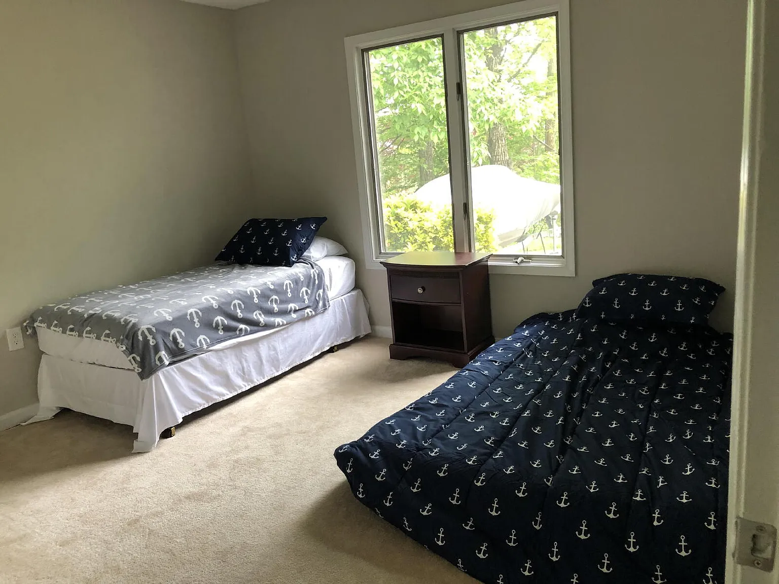 3 bed, 3.0 bath, $2,200 — Photo 4