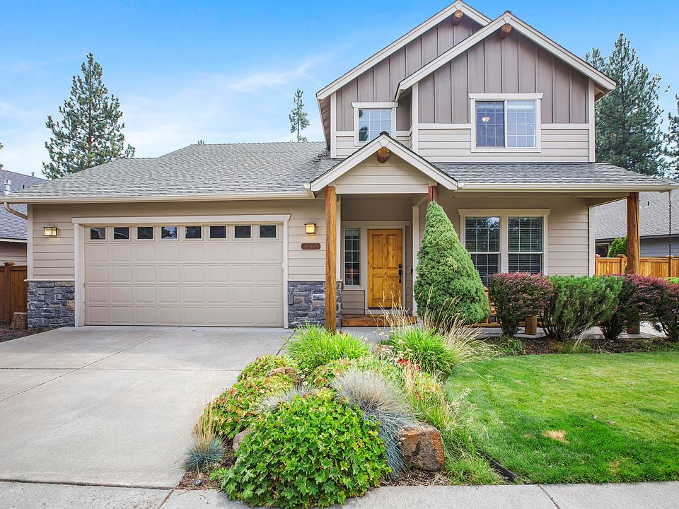 1st image of 60814 Sawtooth Mountain Ln