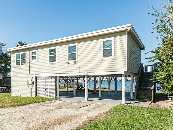 4th image of 7204 N Ave #1/2