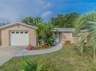 1025 Cornwall Dr, Holiday, FL 34691