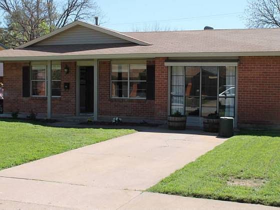 2nd image of 5109 Kingston Dr