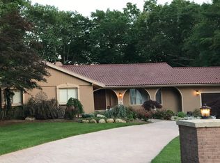 10 Lennon Rd, Lincoln, RI 02865