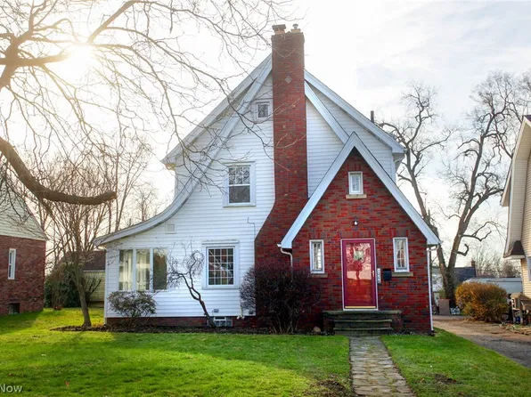 1206 24th St NE, Canton, OH 44714