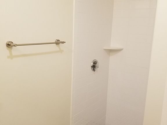 5th image of 73 Park Dr APT 5