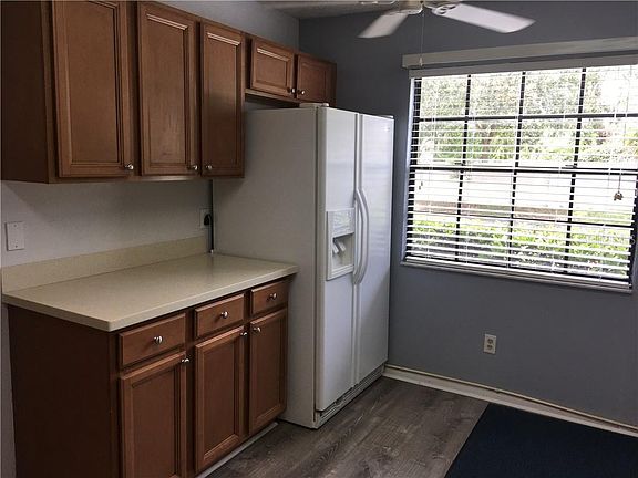 4th image of 12634 Castle Hill Dr #12634