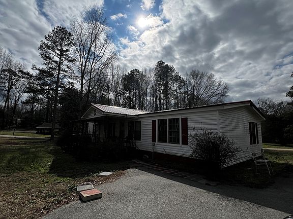 2nd image of 197 Cedar Dr