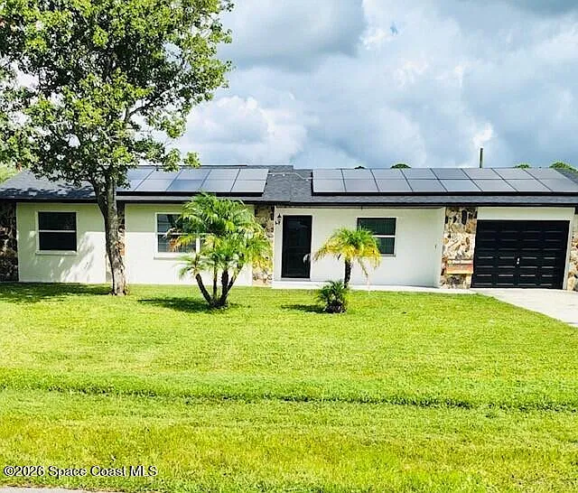 3 bed, 2.0 bath, 1232 sqft, $2,095 — Photo 1