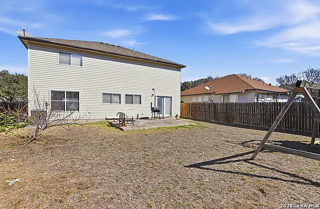 9918 Kelton Dr — Photo 4