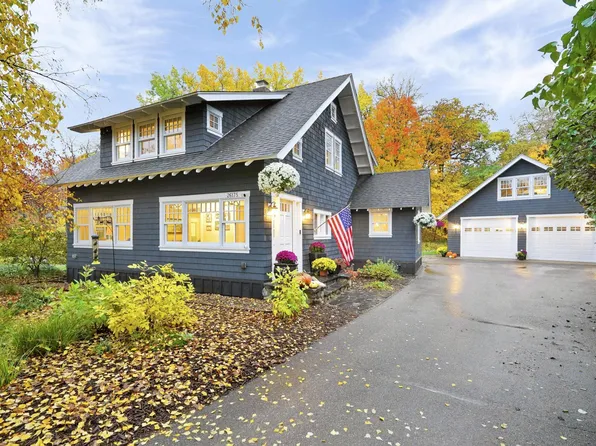 26175 Birch Bluff Rd, Shorewood, MN 55331