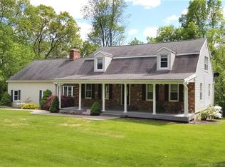 21 Moss Ln, Wolcott, CT 06716