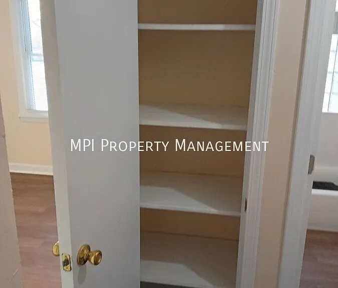 316 N 75th St #6 — Photo 15