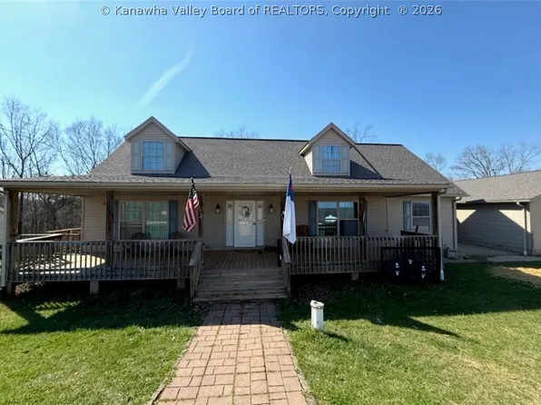 157 Crihfield Rd, Kenna, WV 25248