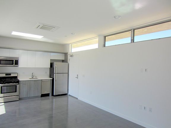 3rd image of 12114 Idaho Ave #9